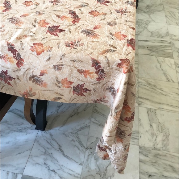 Fall Tablecloth - Picture 2 of 5